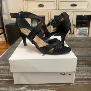 Style & Co heels